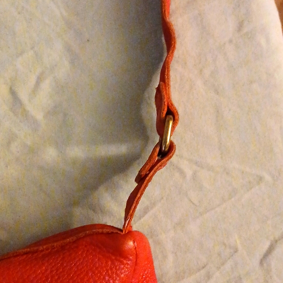 Fossil Shoulder/Crossbody - Picture 8 of 8